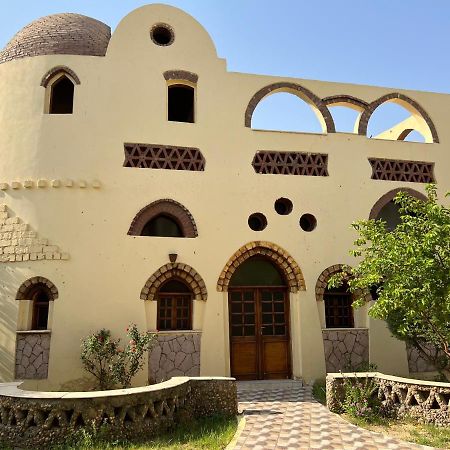Elphardous Oasis Hotel Луксор Екстериор снимка